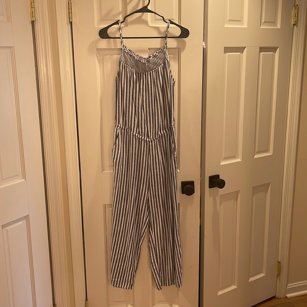 Size M striped jumpsuit